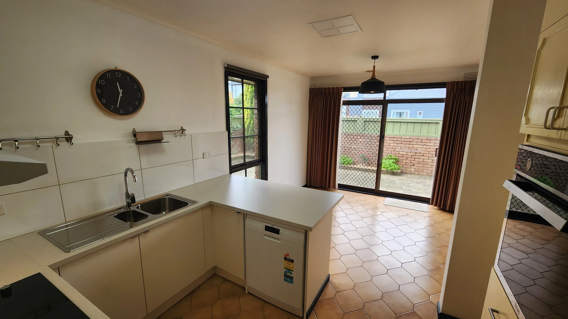 Additional image 6 of 2/7 Hartington Street, Elsternwick VIC 3185