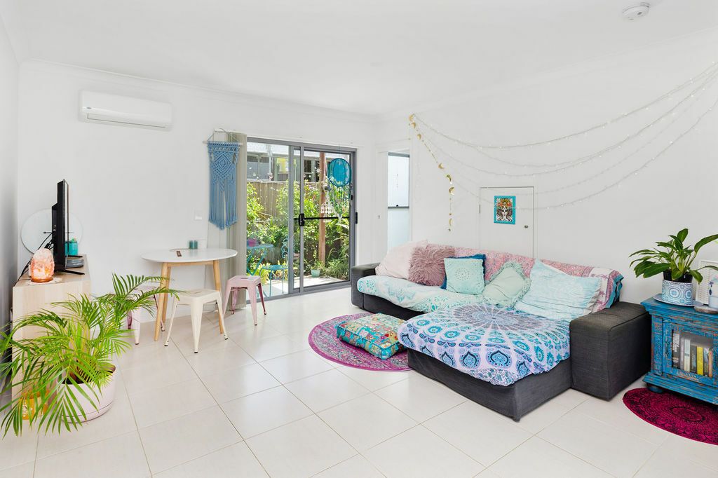 Unit 3/20 Careel Cl, Helensvale QLD 4212, Image 2