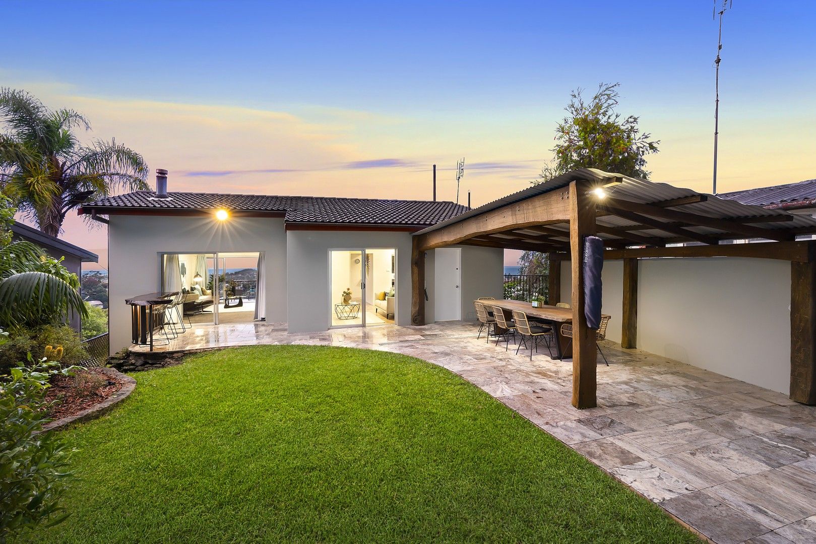 4 bedrooms House in 74 Elanora Road ELANORA HEIGHTS NSW, 2101