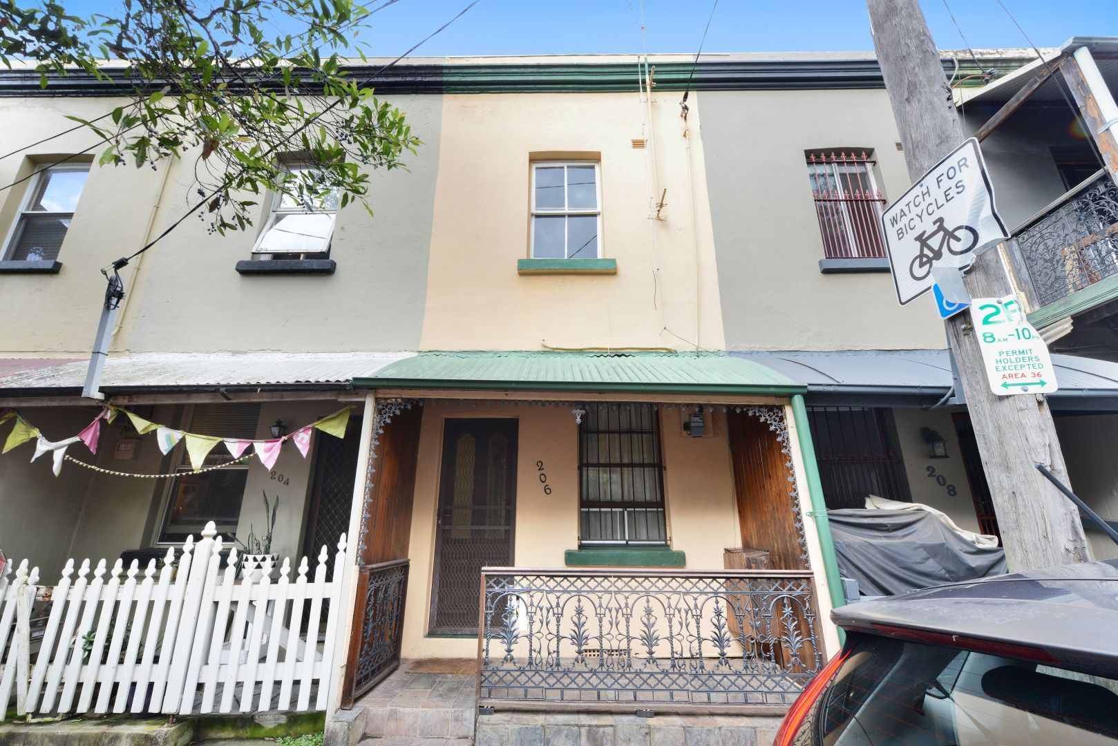 2 bedrooms House in 206 Union Street ERSKINEVILLE NSW, 2043