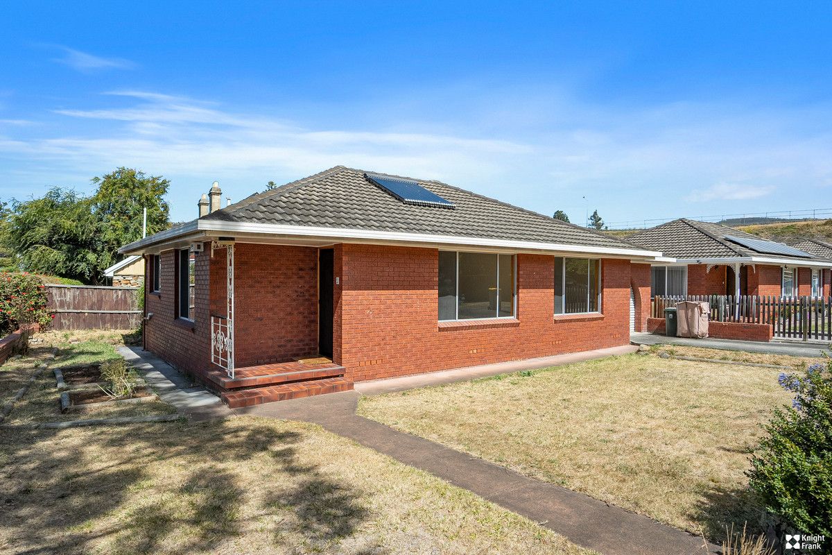 1/4 Emmett Place, New Town TAS 7008, Image 0