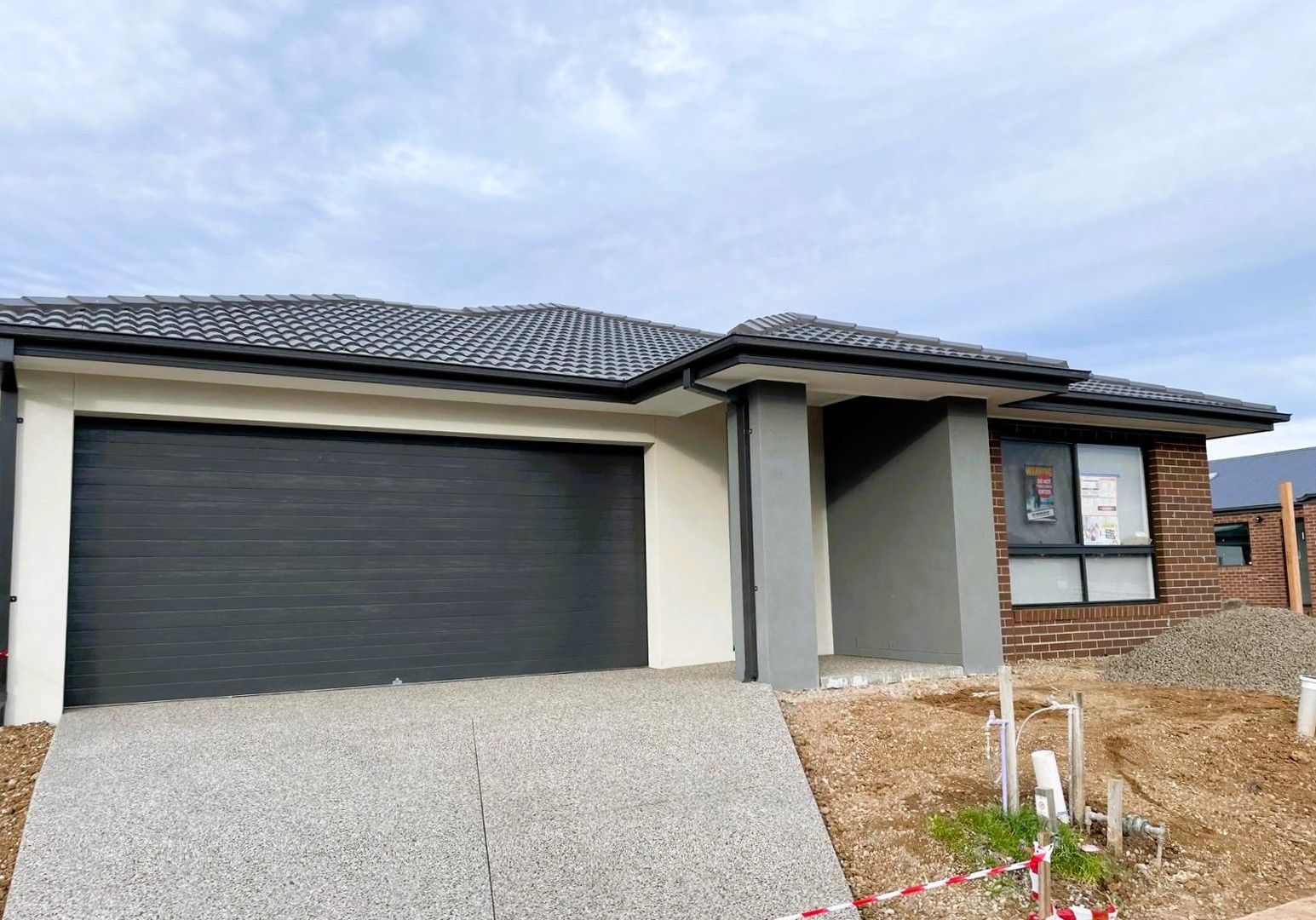 4 bedrooms House in 17 Sila Road WERRIBEE VIC, 3030