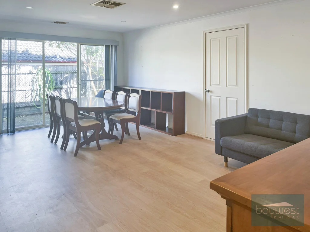 Additional image 2 of 1/8 Raymond Street, Somerville VIC 3912