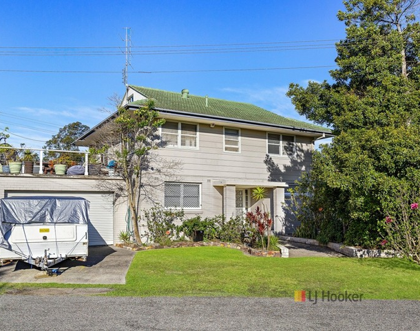 38 Natuna Avenue, Budgewoi NSW 2262