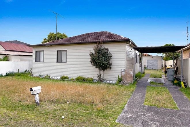 Picture of 14 Addison Avenue, LAKE ILLAWARRA NSW 2528