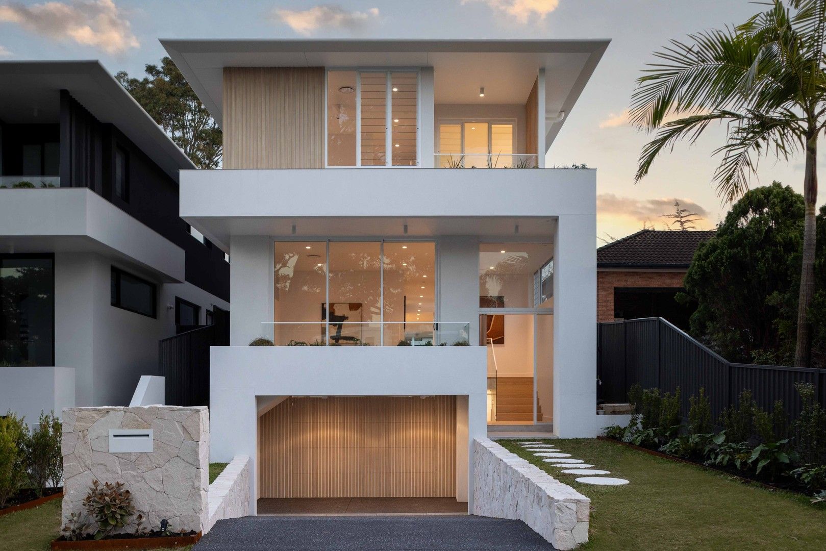 5 bedrooms House in 6B Actinotus Avenue CARINGBAH SOUTH NSW, 2229