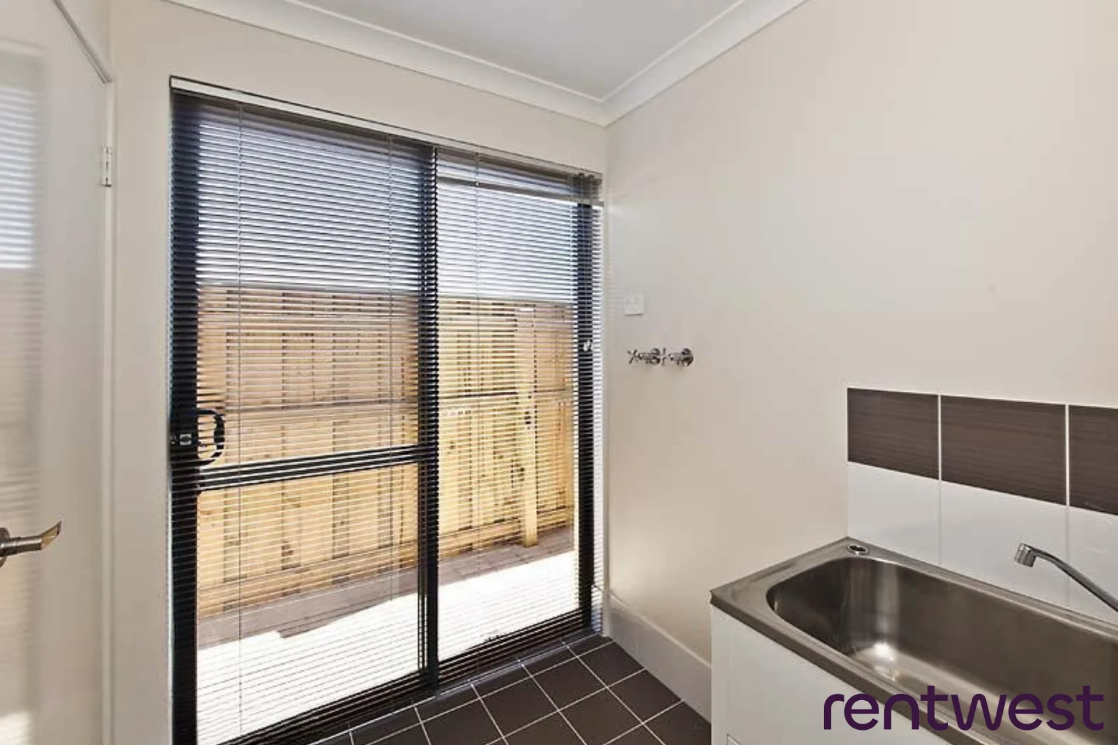Additional image 10 of 19 Devitt Way, Ellenbrook WA 6069