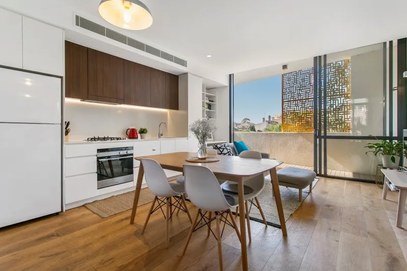 A Designer Haven On The Park With A Tranquil Outlook, Secure Parking And Common Rooftop Garden, Kensington