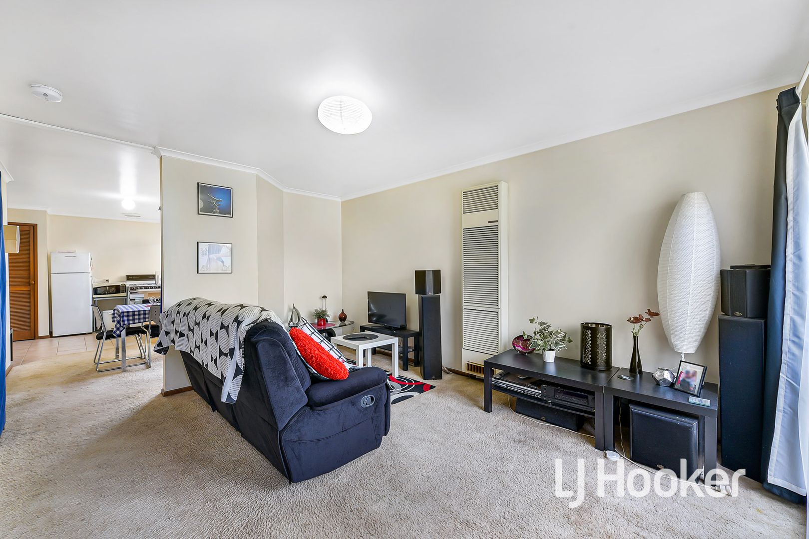 29 Simon Drive, Pakenham VIC 3810, Image 2