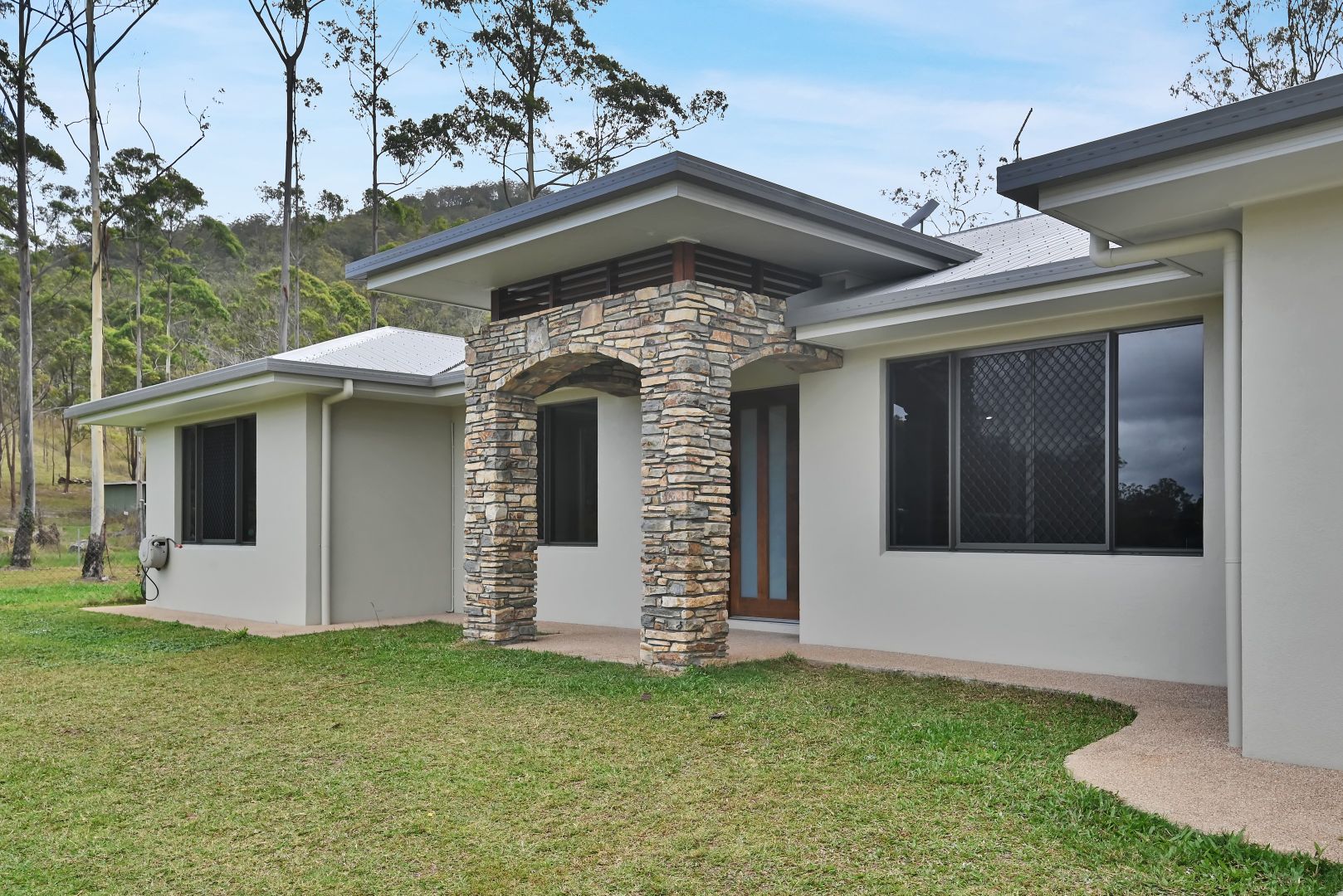 9 Small Close, Carrington QLD 4883, Image 2