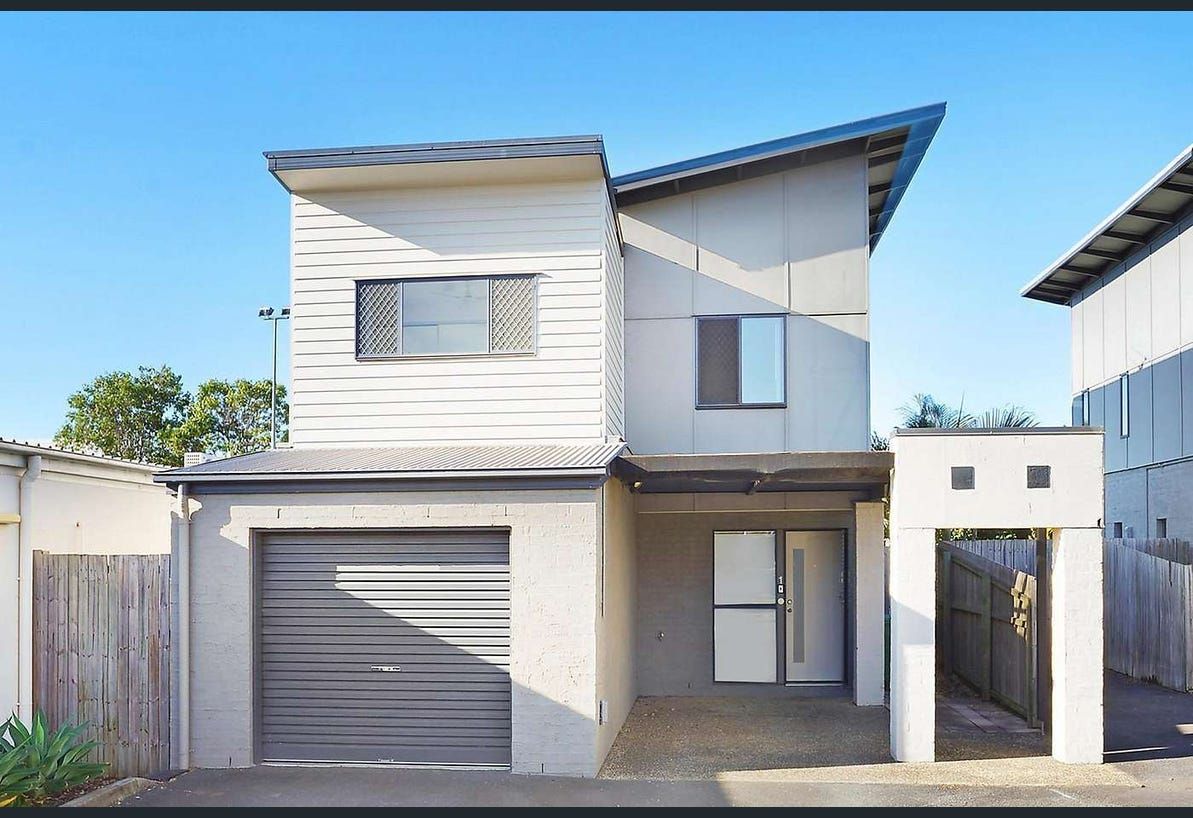 3 bedrooms Townhouse in 2/26A Commercial Dr SPRINGFIELD QLD, 4300