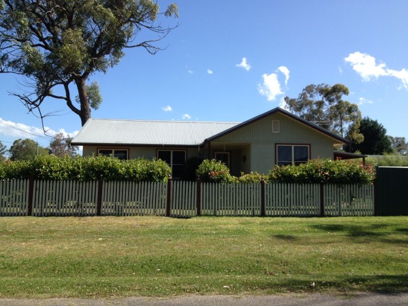 64 Sunrise Road, Yerrinbool NSW 2575, Image 0