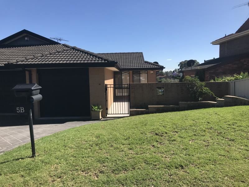 2 bedrooms House in 5B Narrabeen Road LEUMEAH NSW, 2560