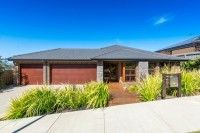 4 bedrooms House in 43 Woolondoon Drive HIGHTON VIC, 3216