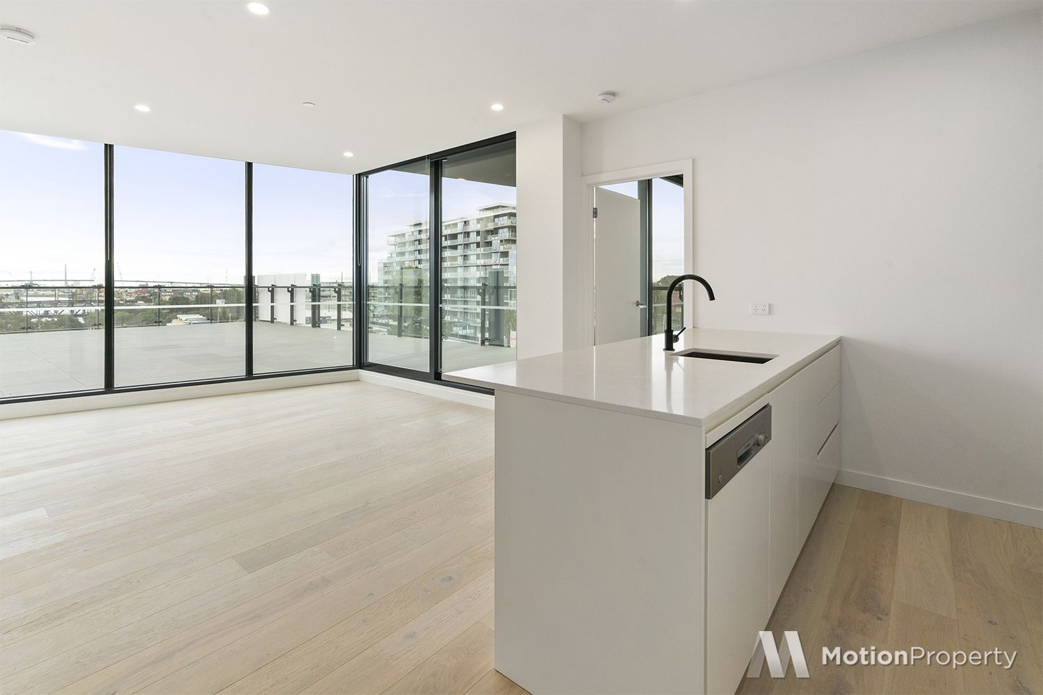 2 bedrooms Apartment / Unit / Flat in 504/2 Joseph Road FOOTSCRAY VIC, 3011