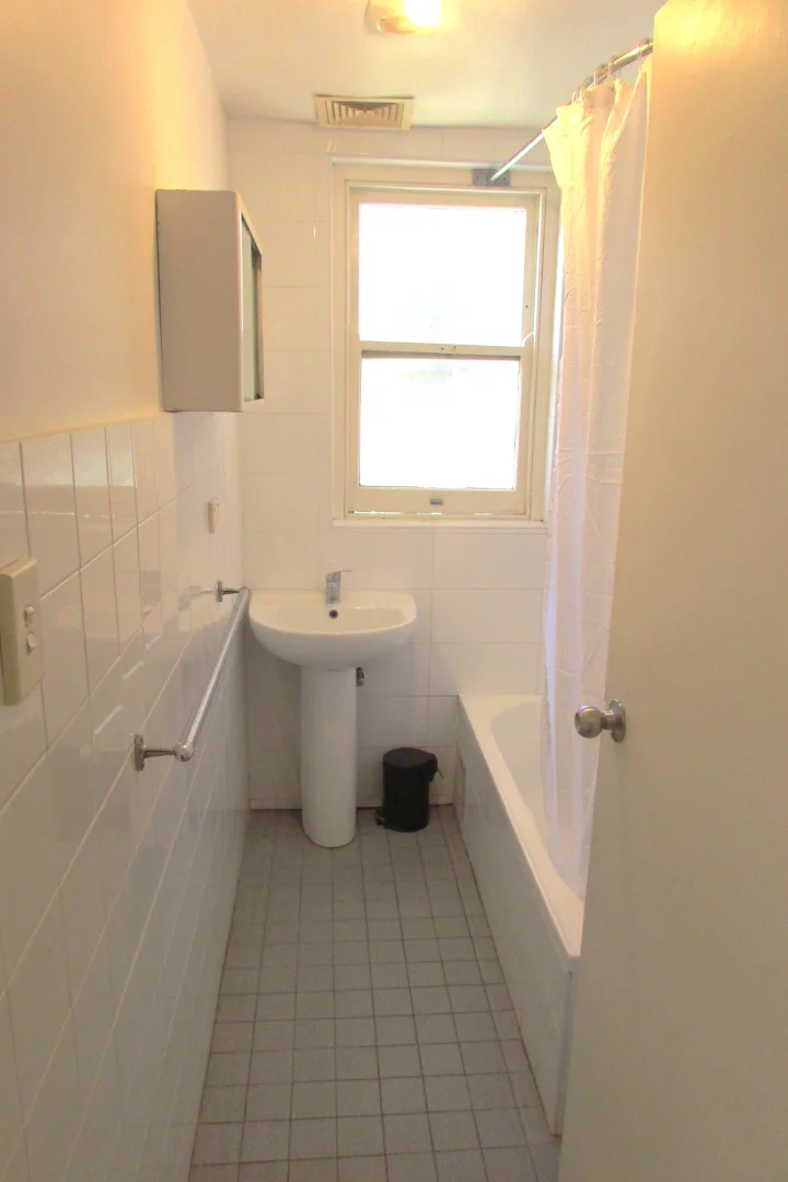 Additional image 4 of 4/176 Ebley Street, Bondi Junction NSW 2022