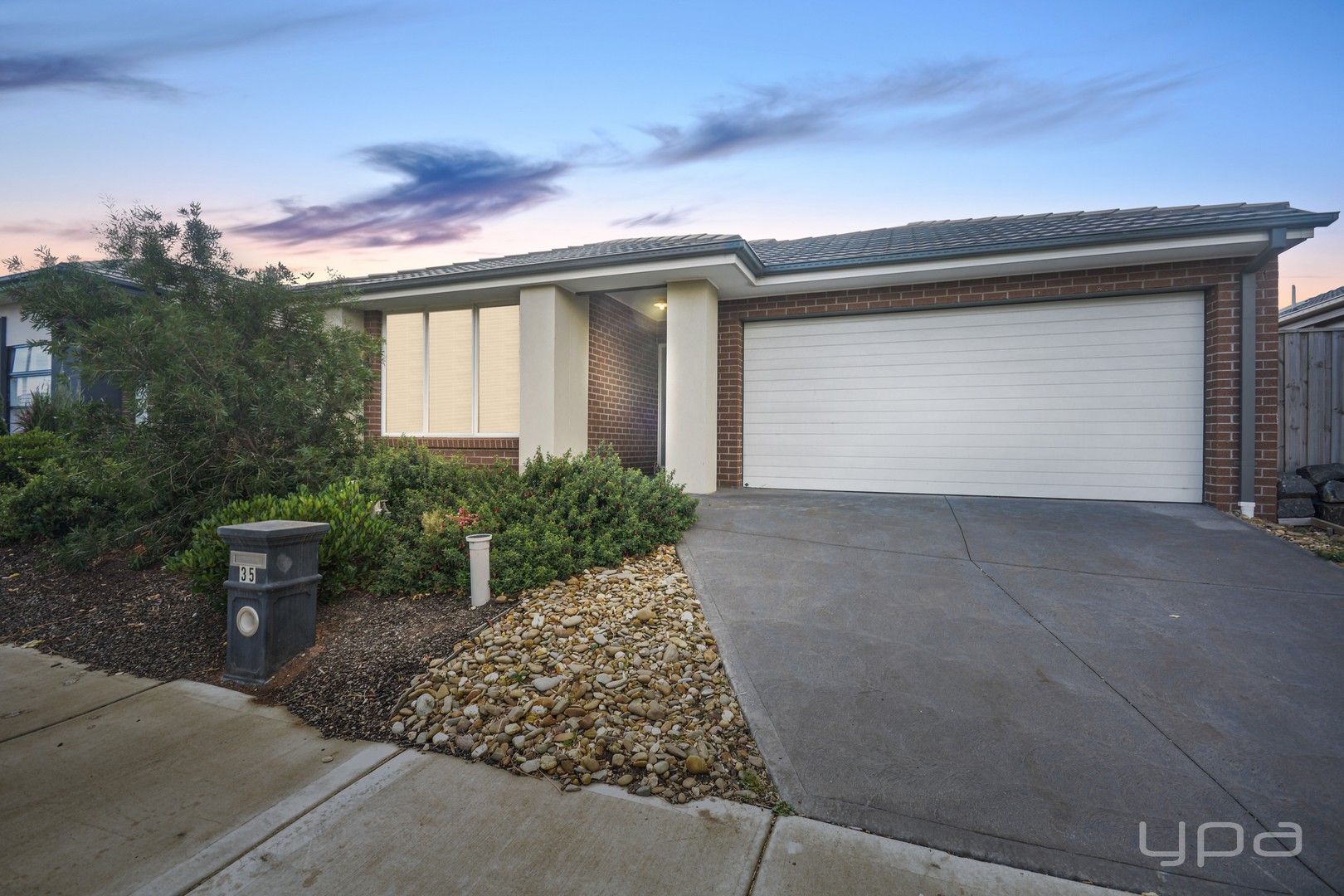 35 Bertie Street, Manor Lakes VIC 3024, Image 0