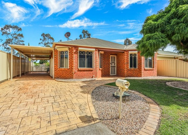 16 Morgan Court, Roxburgh Park VIC 3064