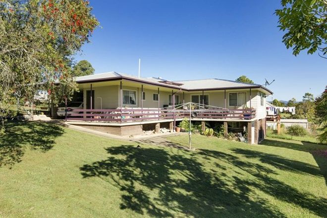 Picture of 7 Carbin Street, BOWRAVILLE NSW 2449