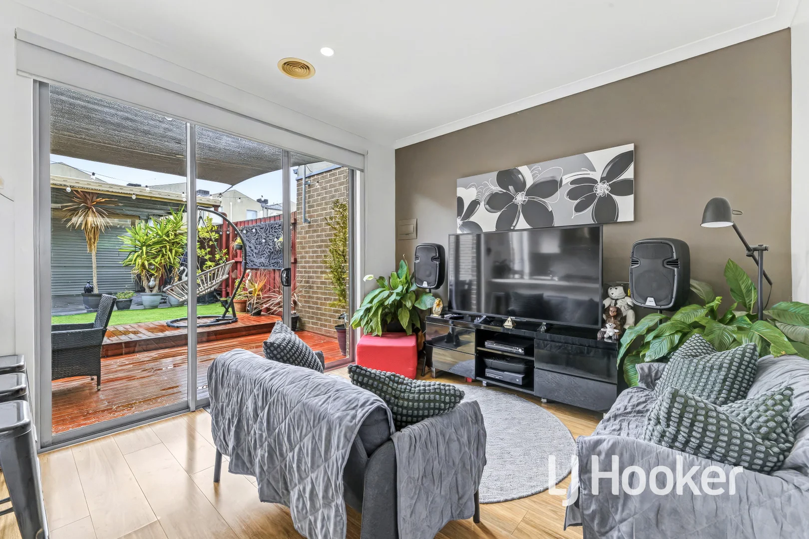 Additional image 7 of 70A Hutchinson Drive, Lynbrook VIC 3975