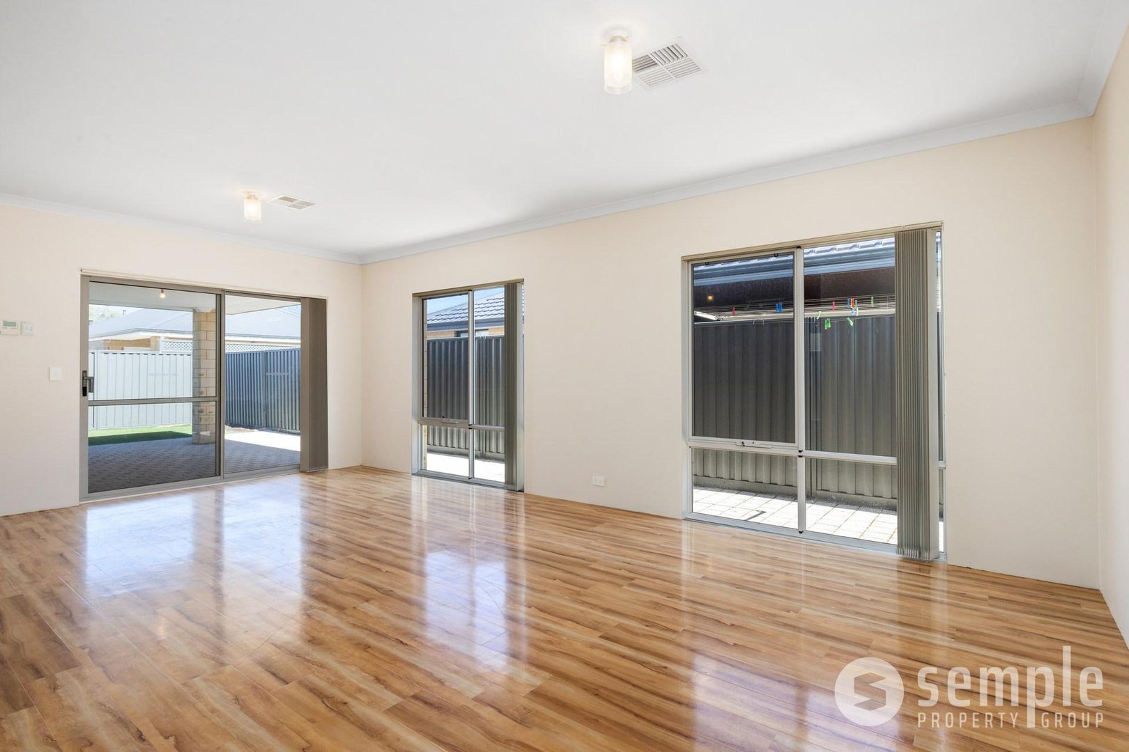 5 Halite Way, Treeby WA 6164, Image 2