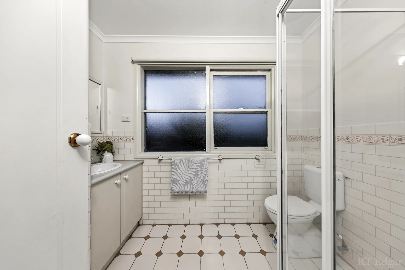 Additional image 11 of 4/216-218 Templestowe Road, Templestowe Lower VIC 3107