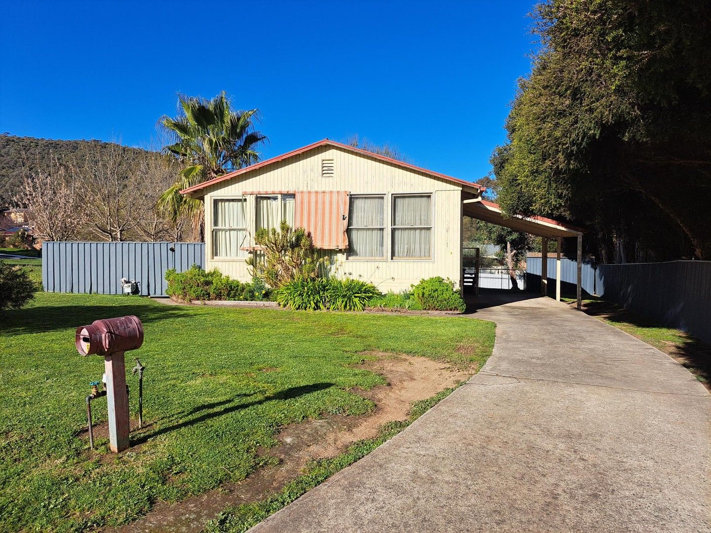 2 bedrooms House in 9 Cyprus Place WEST ALBURY NSW, 2640