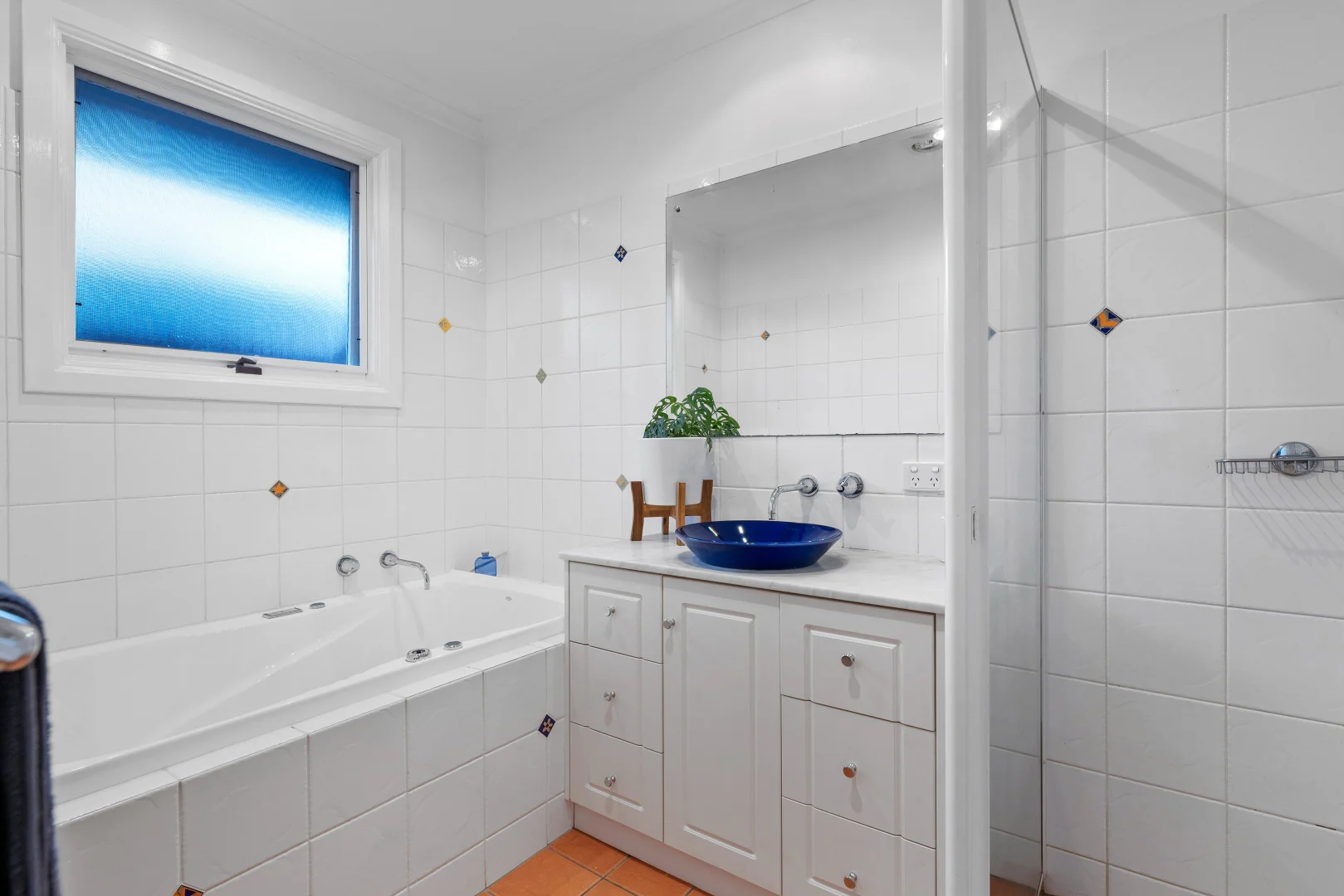 Additional image 20 of 2 Birkdale Cl, Fairview Park SA 5126