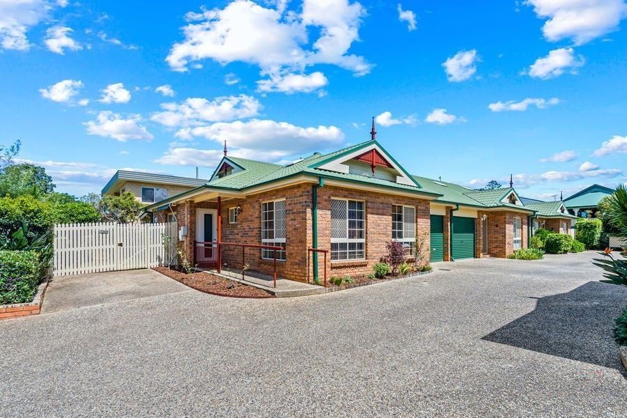 3 bedrooms Townhouse in 4/40 Barron Street GORDON PARK QLD, 4031