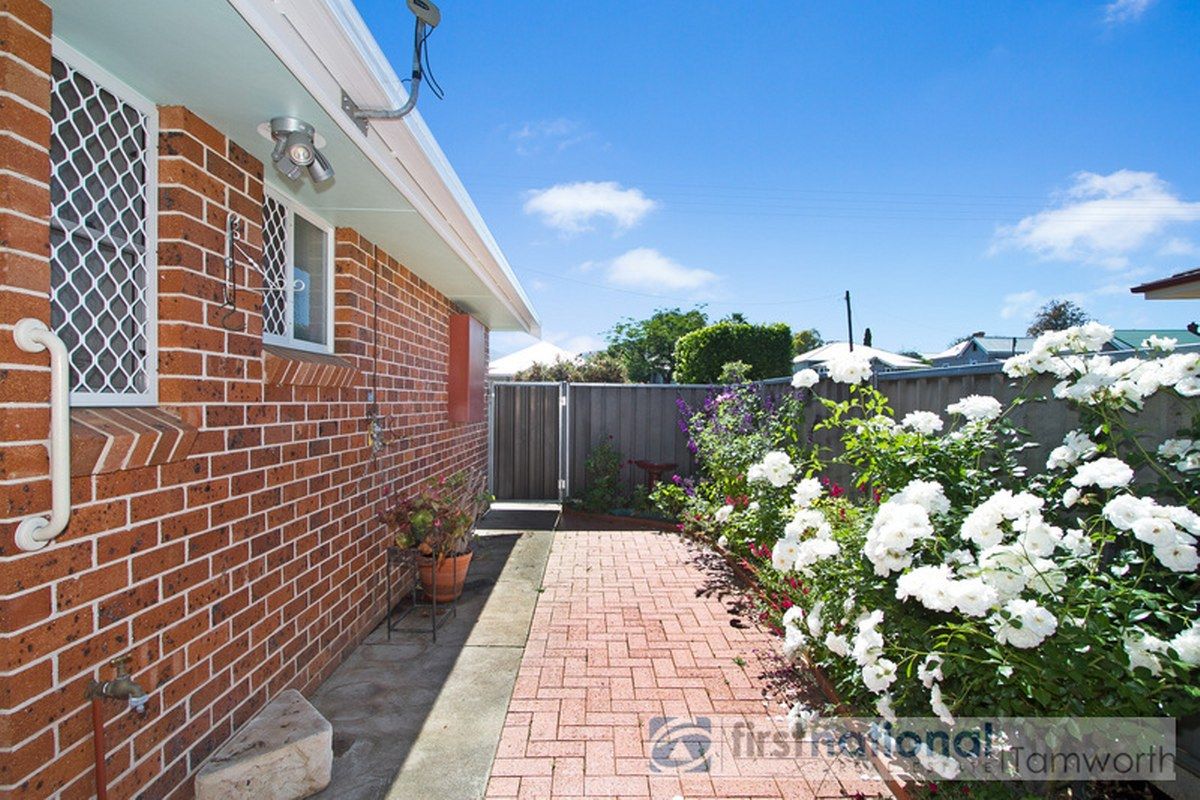 1/85a Denison Street, Tamworth NSW 2340, Image 2