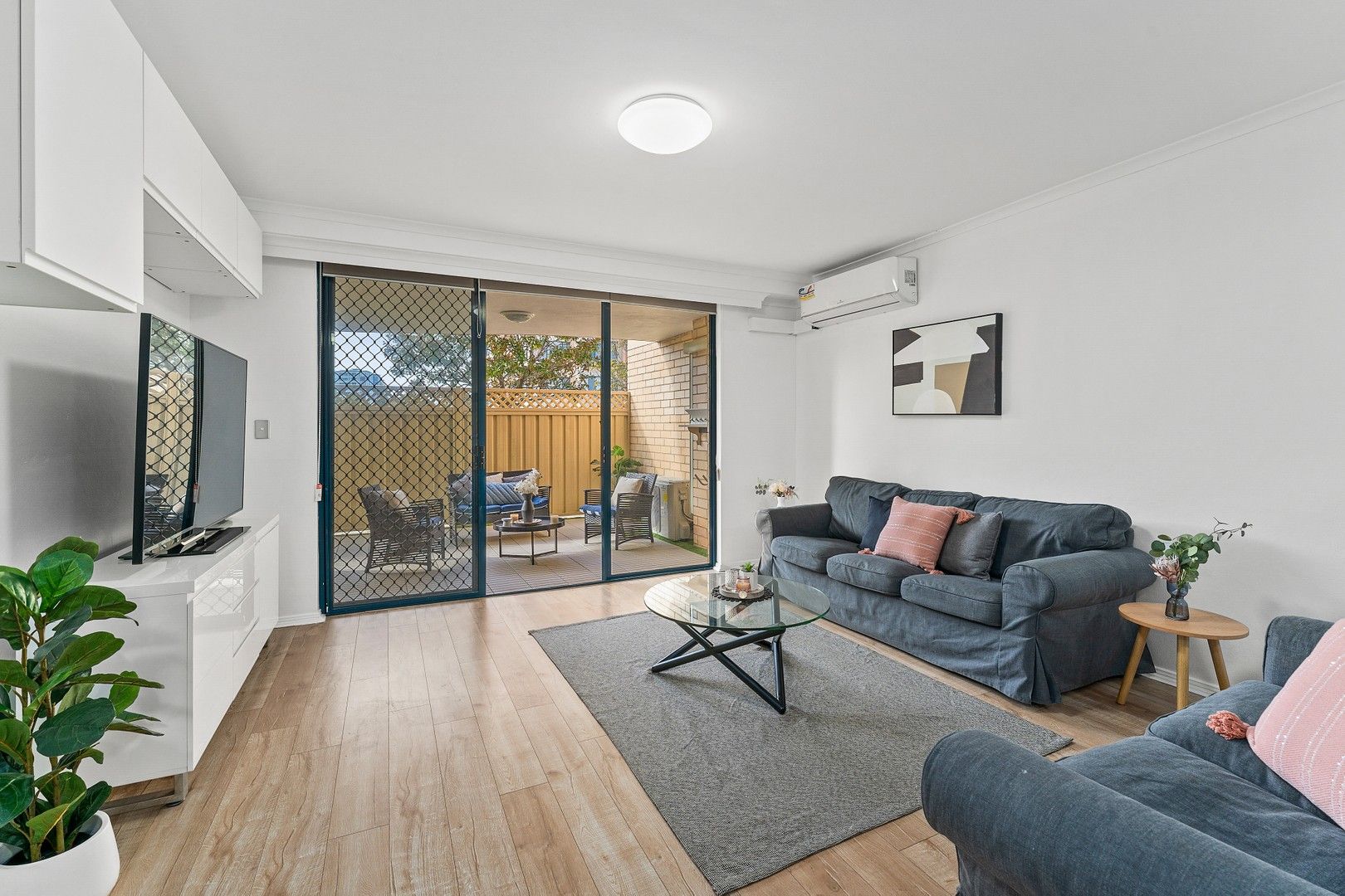 2 bedrooms Apartment / Unit / Flat in 3/2 Ashton Street ROCKDALE NSW, 2216