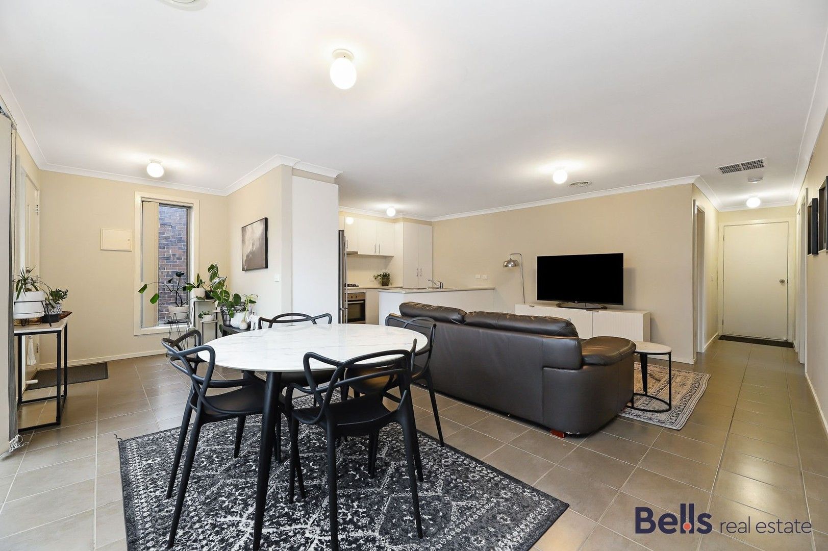 2/59 Dumfries Street, Deer Park VIC 3023, Image 1