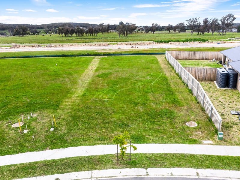 17 Collins Street, Marulan NSW 2579, Image 0