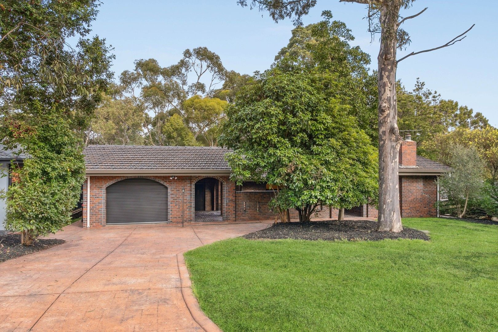 4 bedrooms House in 14 Swan Avenue HAPPY VALLEY SA, 5159