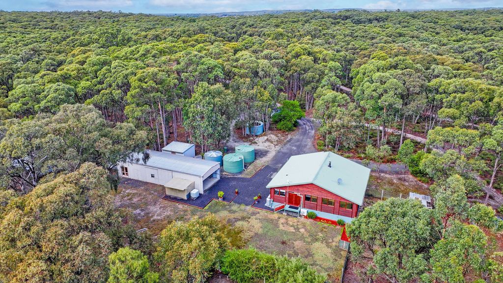 180 Tudors Road, Smythes Creek VIC 3351, Image 0