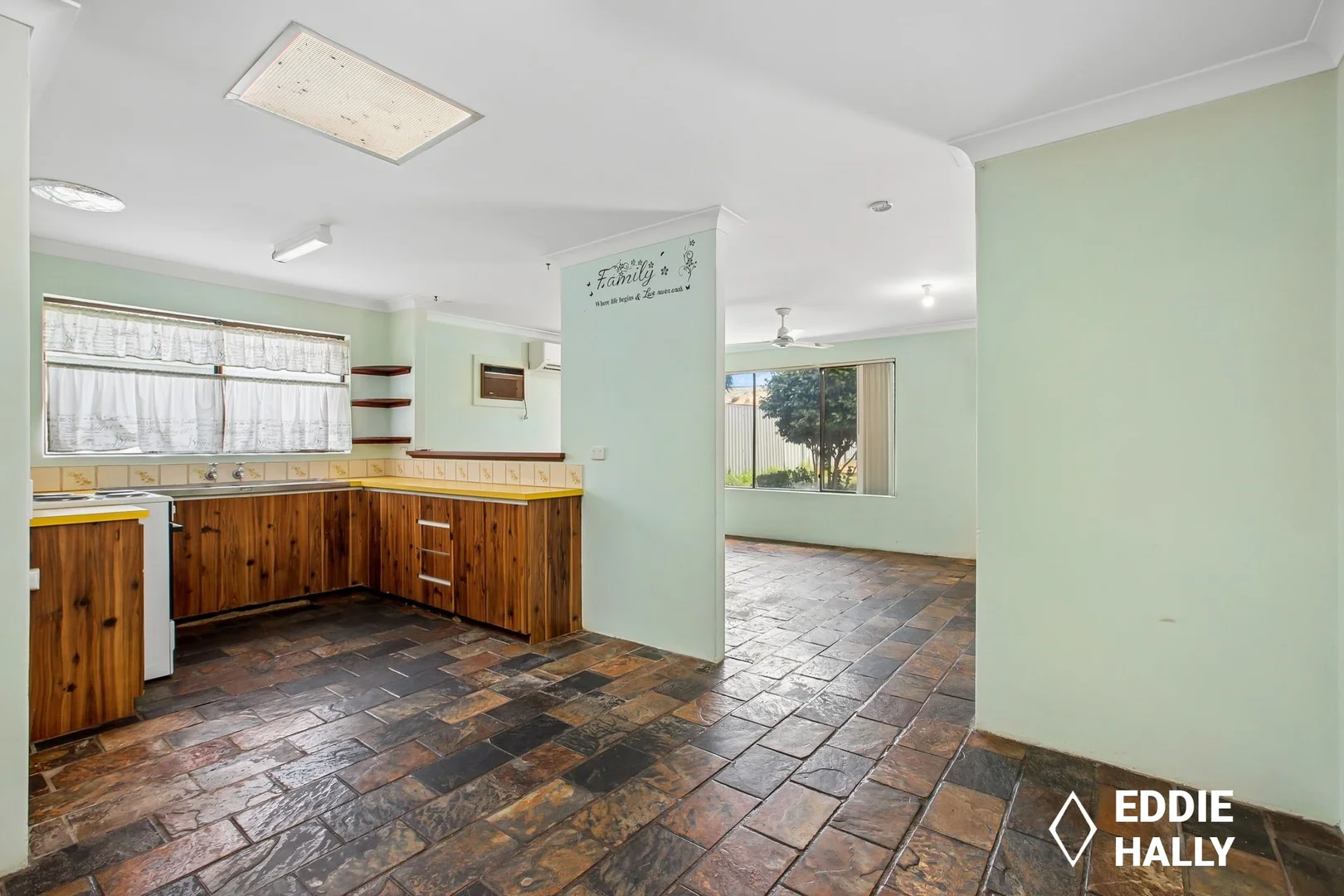 Additional image 8 of 33 Dotterel Way, Yangebup WA 6164