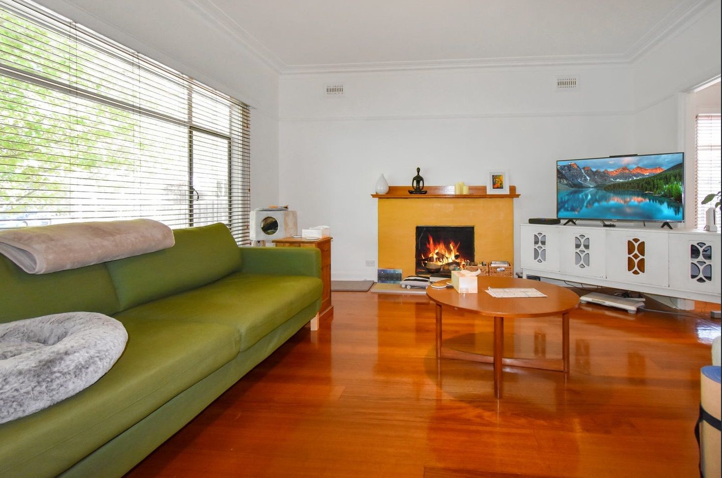 1/2 Alwyn Court Mitcham VIC 3132 Apartment For Rent $620 Domain