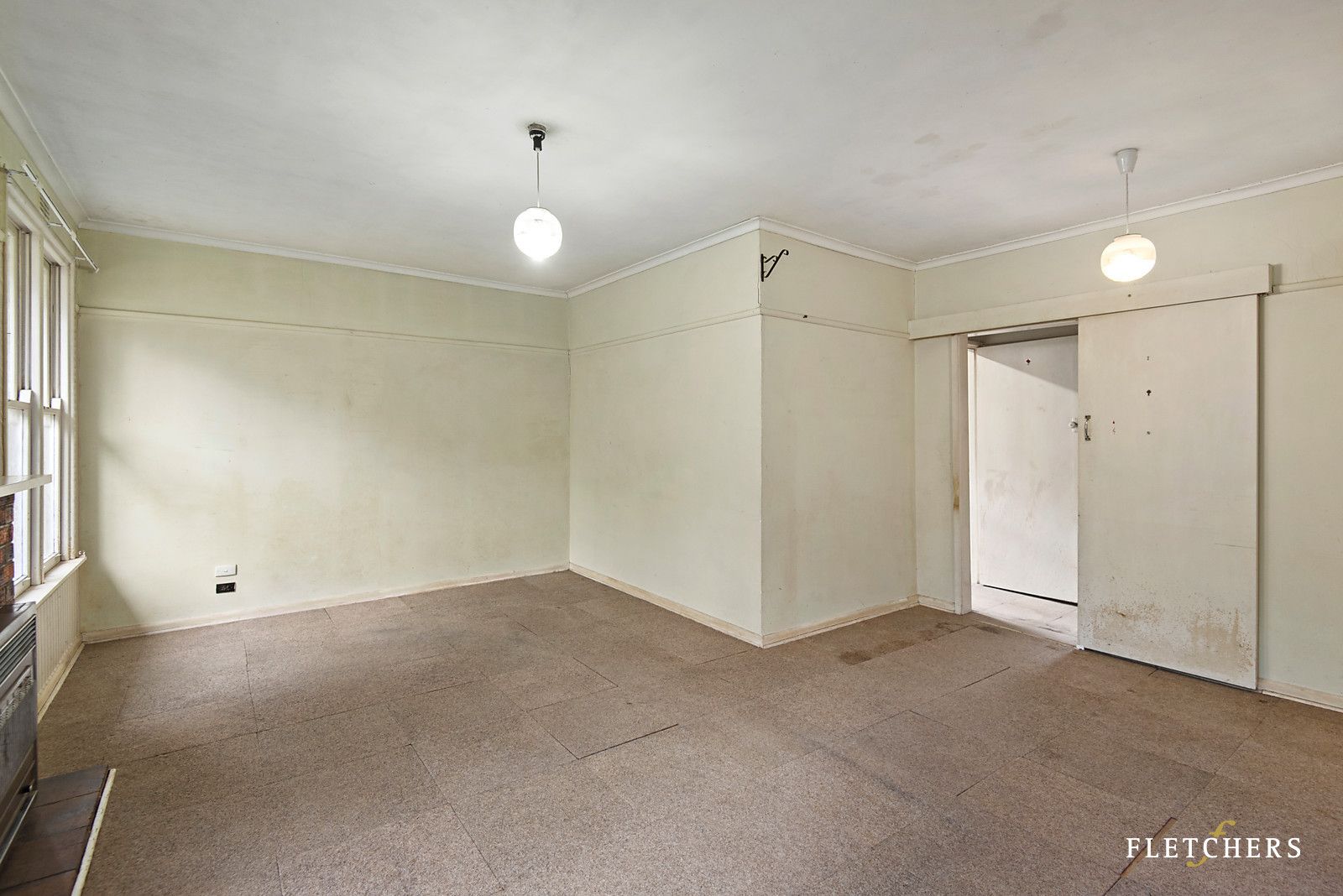 31 Parkmore Road, Forest Hill VIC 3131, Image 2