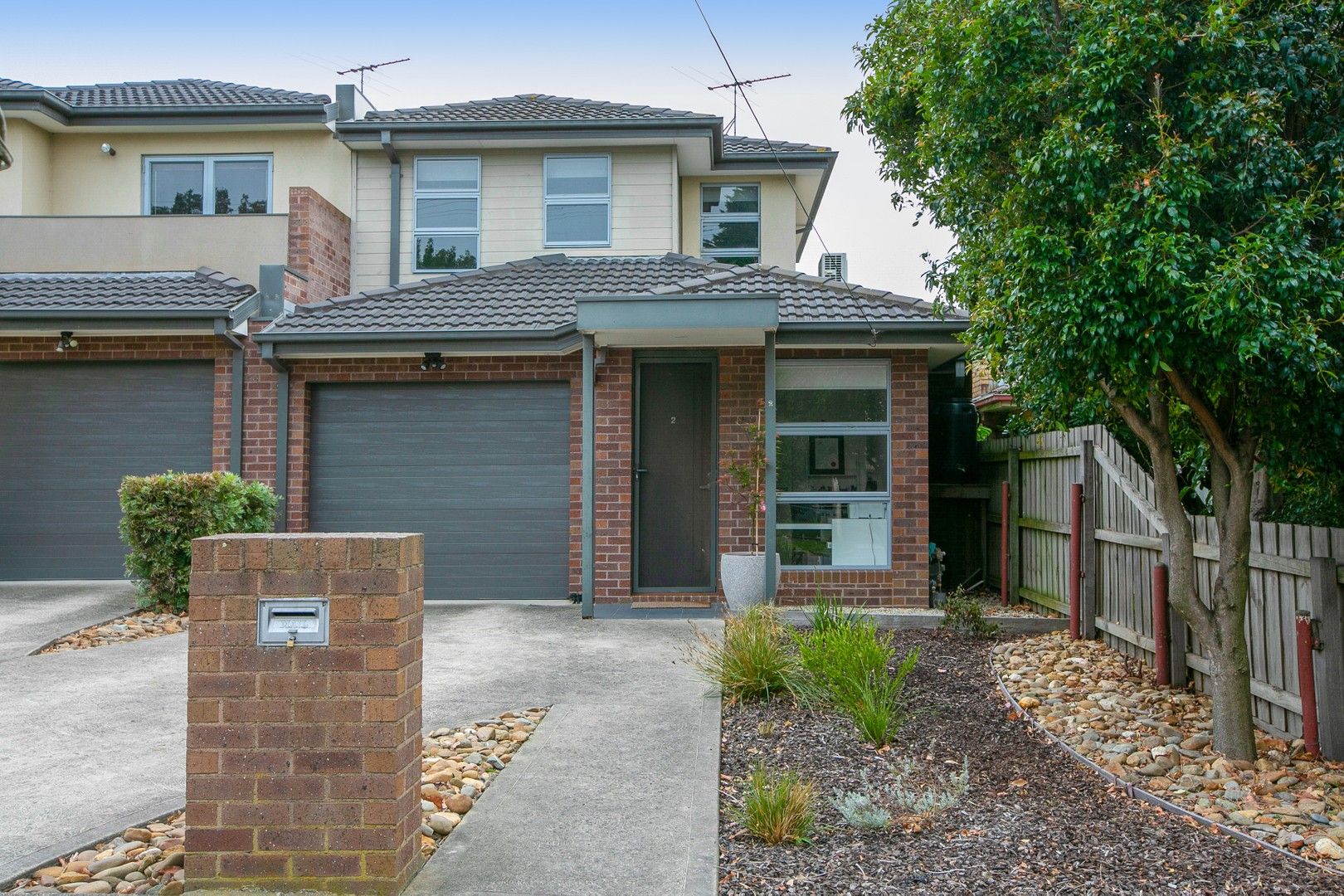 2 bedrooms Townhouse in 2/36 Crookston Road RESERVOIR VIC, 3073