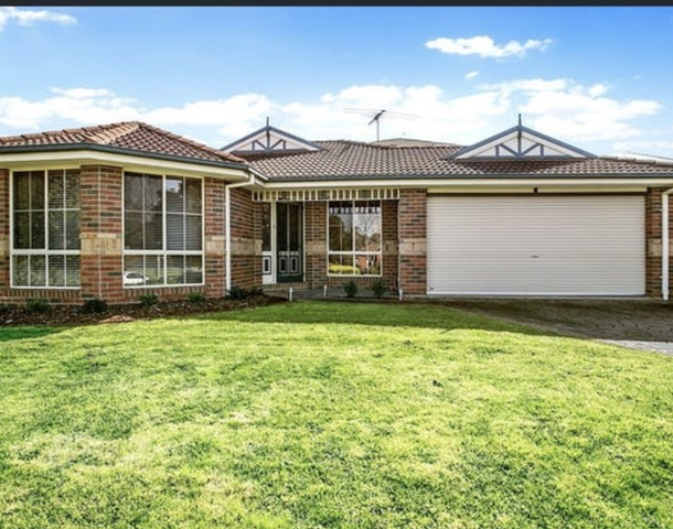 41 Fieldstone Boulevard, Beaconsfield VIC 3807