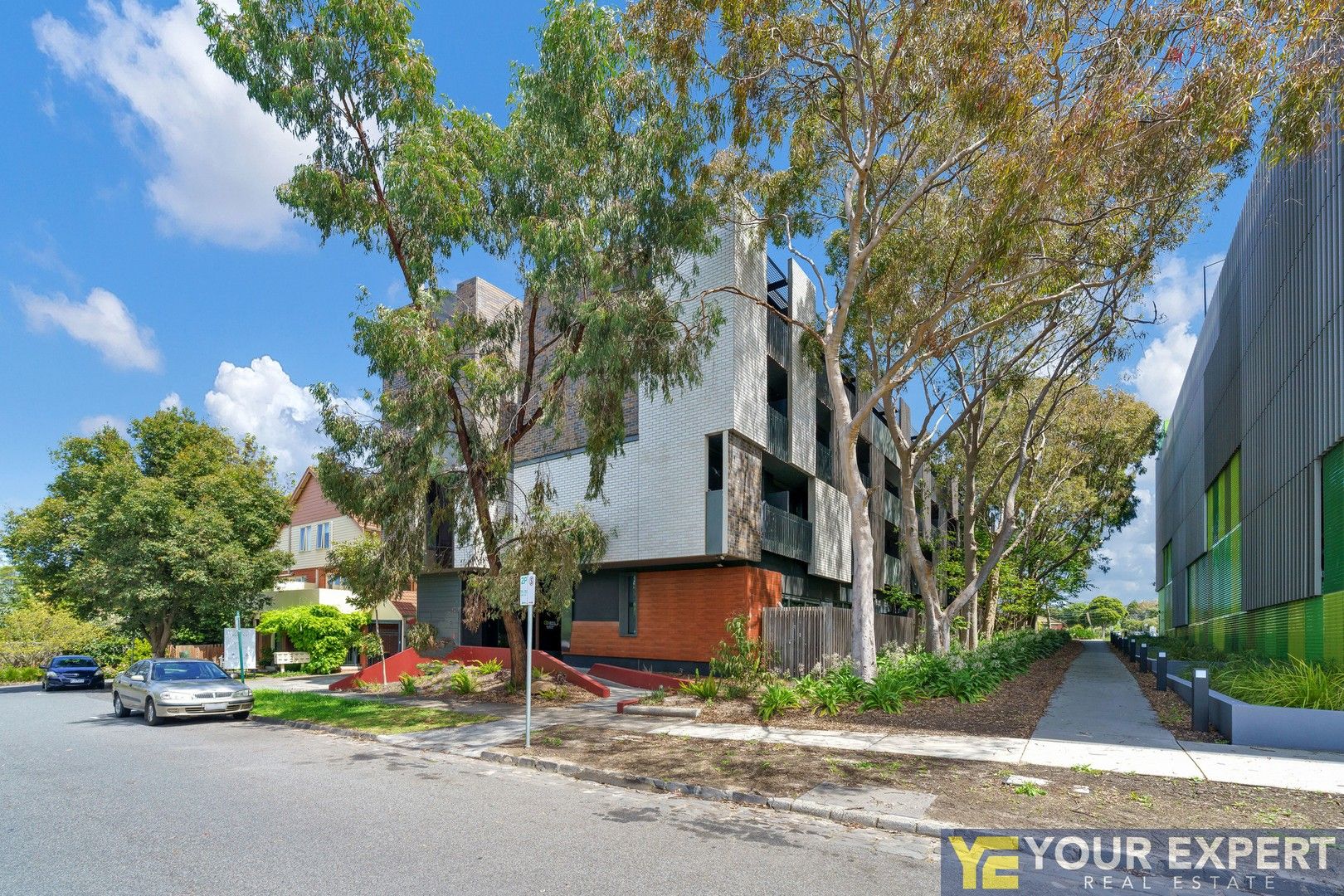 1 bedrooms Apartment / Unit / Flat in 111/6 John Street BOX HILL VIC, 3128