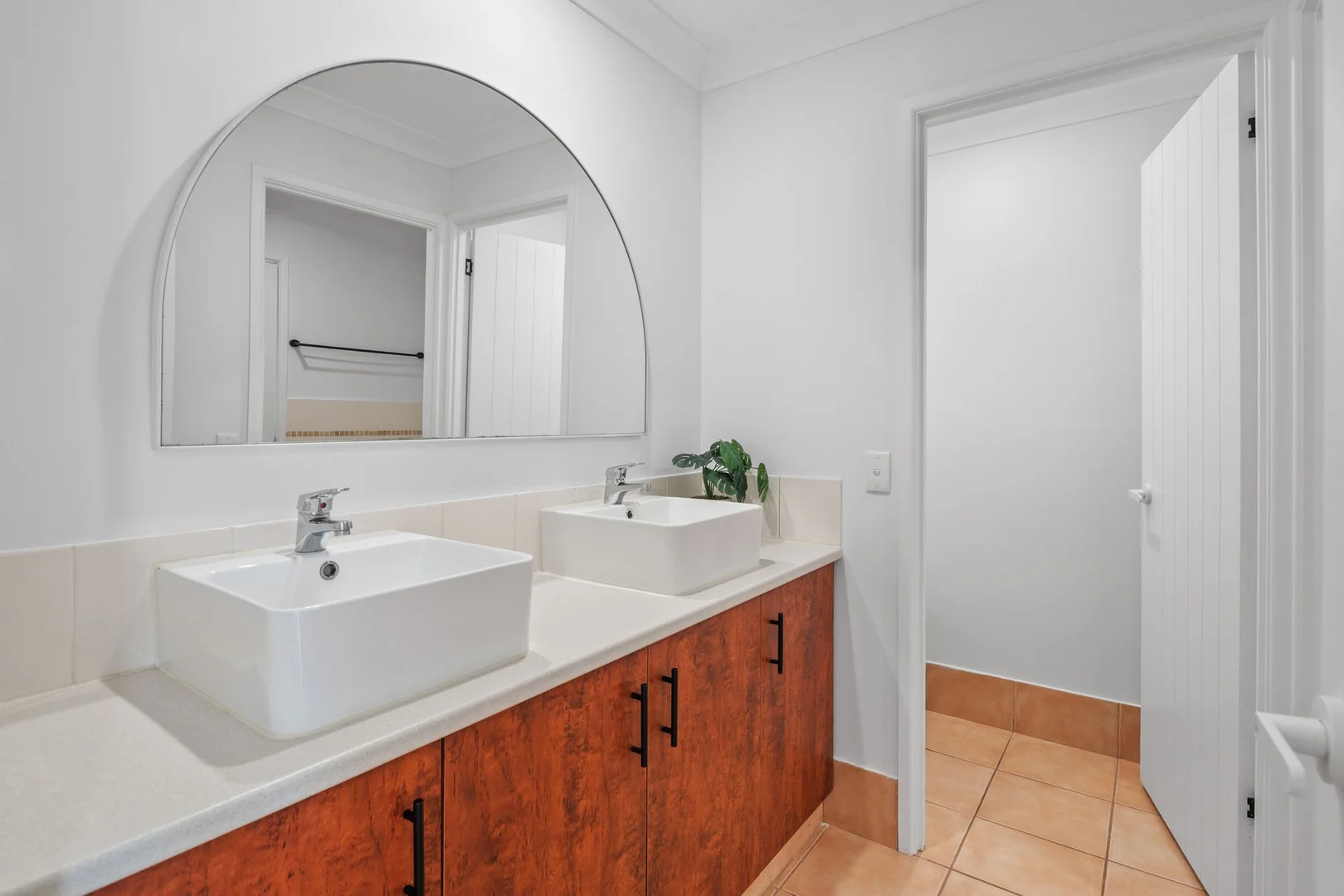 Additional image 12 of 4/1A Mcleod Street, Highland Park QLD 4211