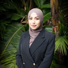 Zahra Warasi, Sales representative