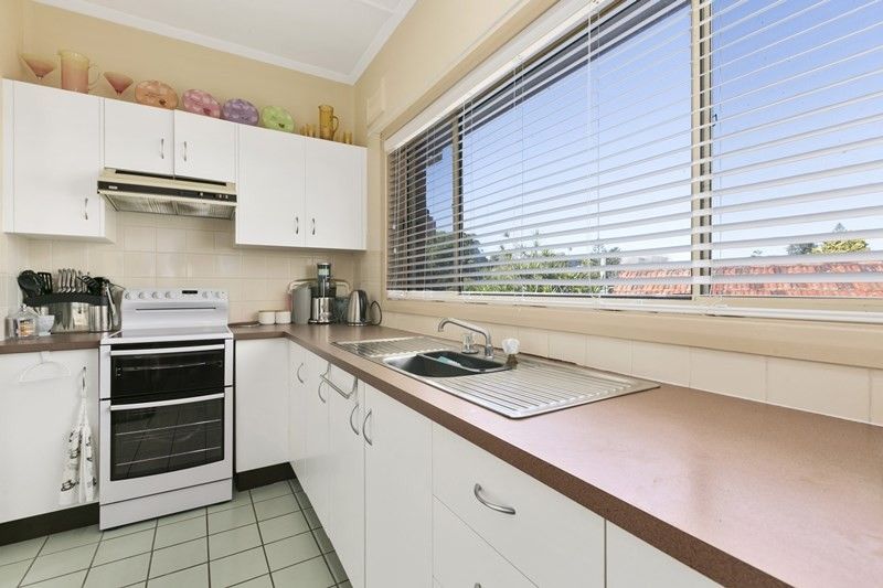 23 Griffiths Street, Charlestown NSW 2290, Image 2