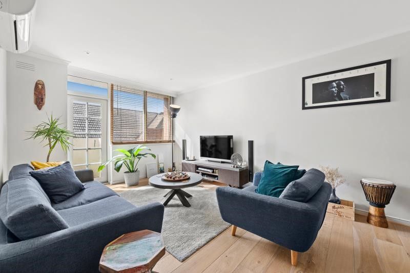 2 bedrooms Apartment / Unit / Flat in 6/332 Dandenong Rd ST KILDA EAST VIC, 3183