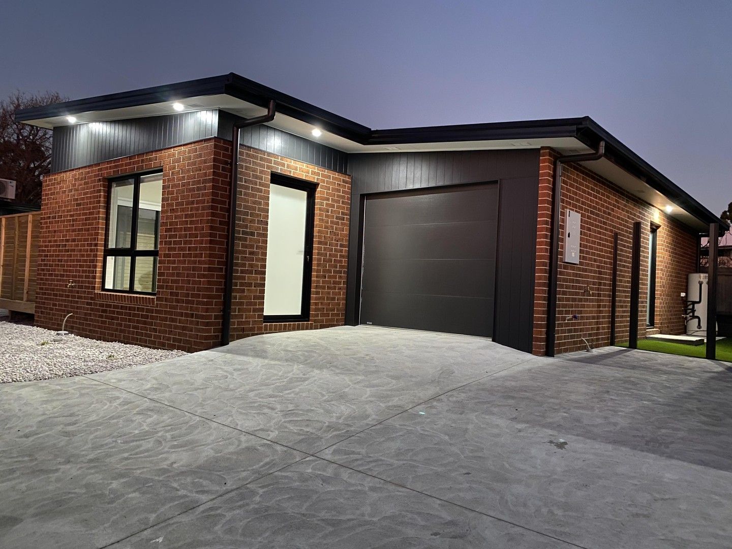 2 bedrooms Apartment / Unit / Flat in 1/674 West Tamar Hwy LEGANA TAS, 7277