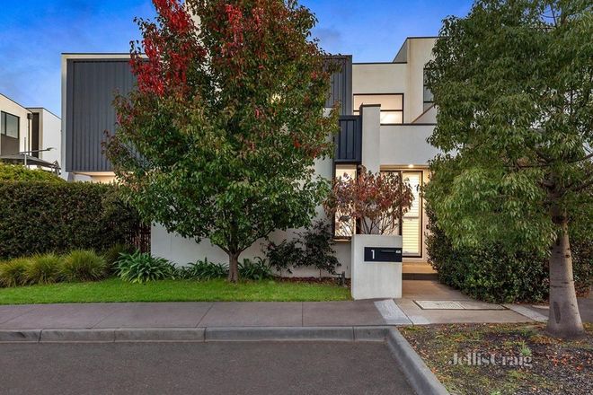 Picture of 1 Ellsworth Crescent, CAMBERWELL VIC 3124