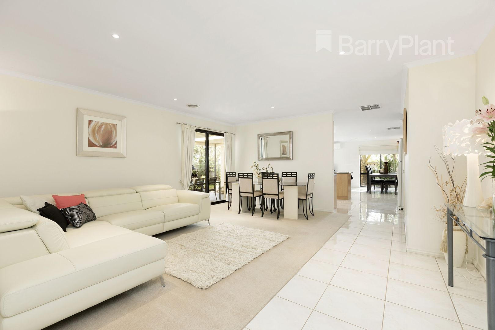 15 Norfolk Place, Aspendale Gardens VIC 3195, Image 1