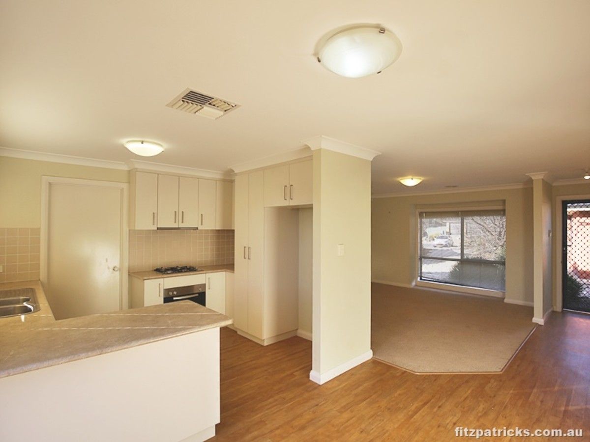 2/8 Protea Place, Forest Hill NSW 2651, Image 2