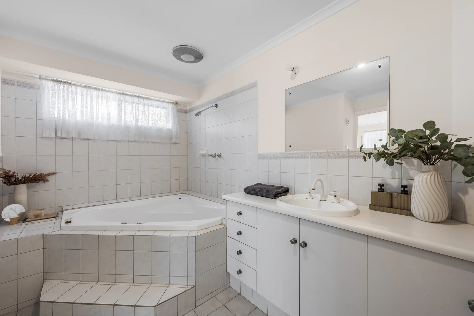 Additional image 13 of 15 Mitchinson Grove, Pooraka SA 5095